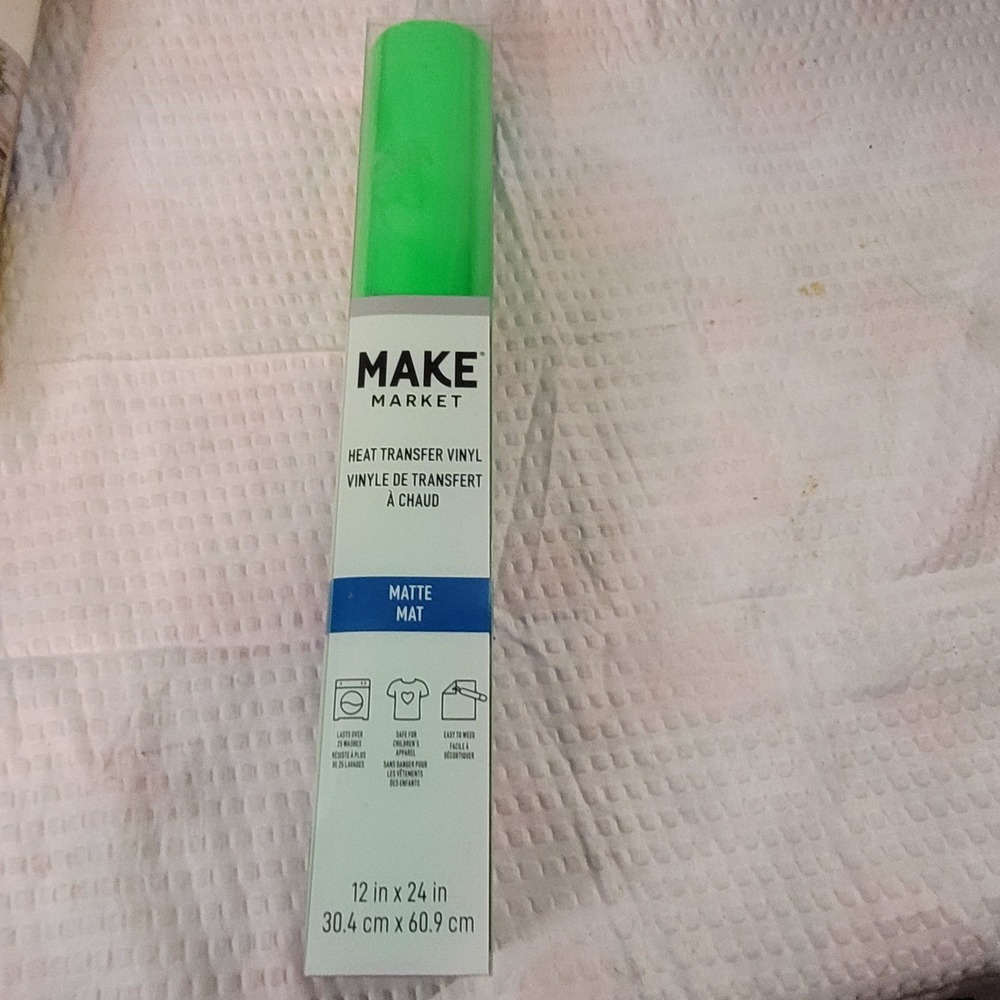 Make Market Heat Transfer Vinyl Atomic Green Matte 12x24 HTV 55549-2023-01‎
